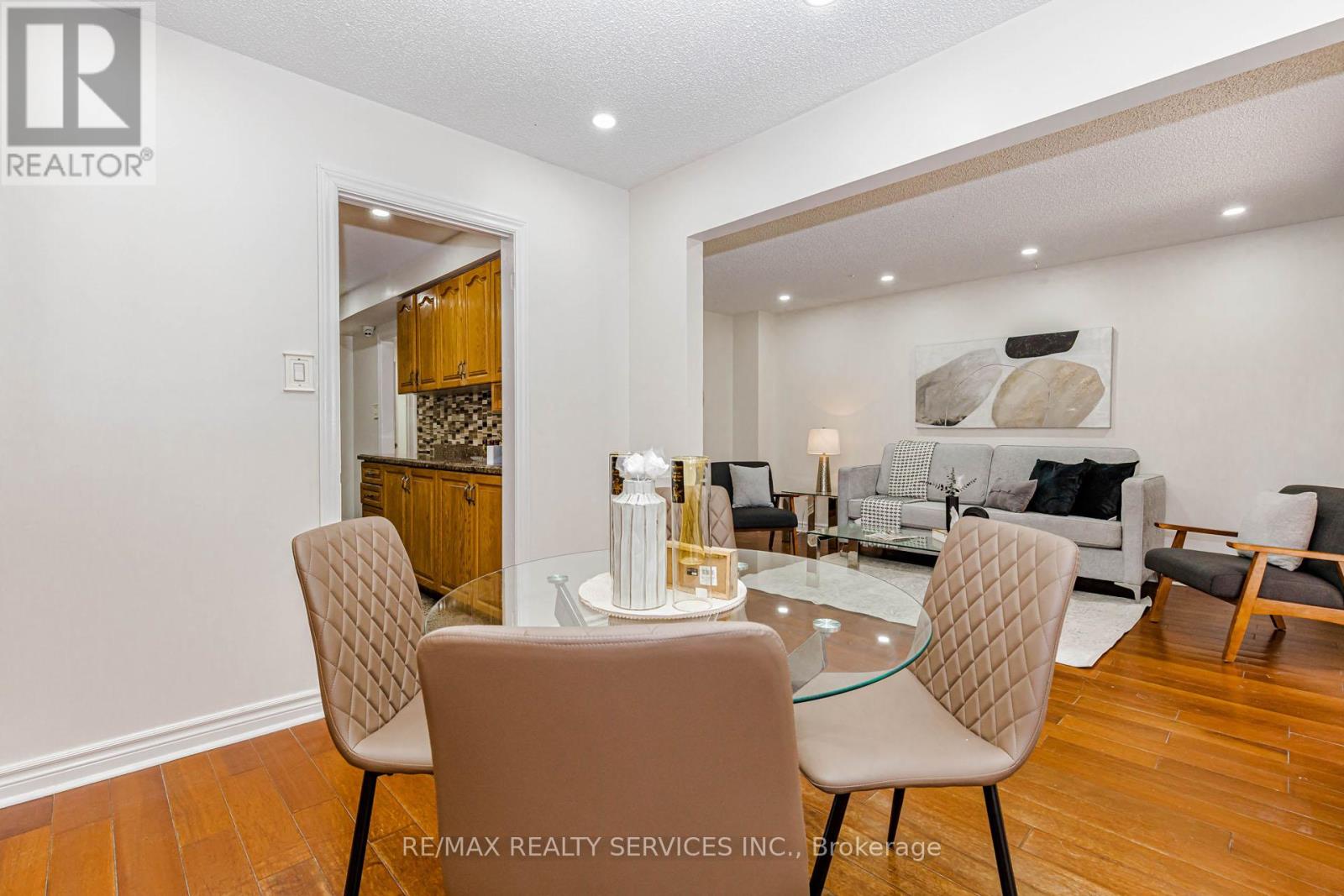 67 Morton Way, Brampton, Ontario  L6Y 2P4 - Photo 18 - W13488928