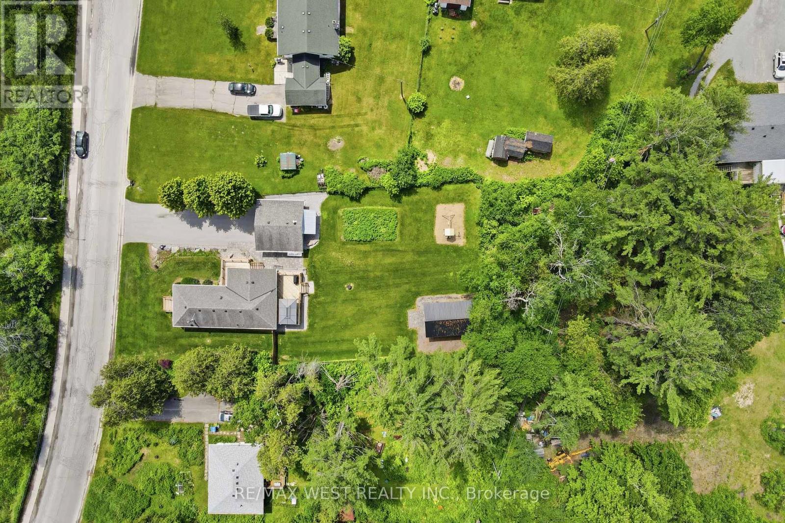 12 Station Road, Georgina, Ontario  L0E 1N0 - Photo 13 - N13502102