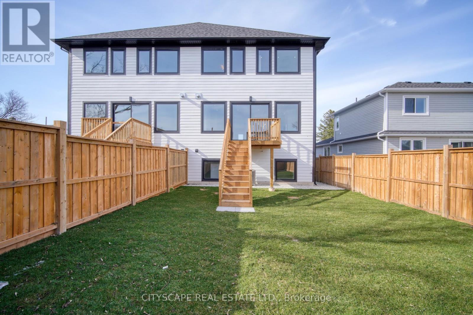 65b St Vincent Street, Collingwood, Ontario  L9Y 1P2 - Photo 2 - S13502168