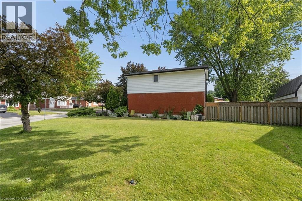 45 Arrowhead Crescent, Kitchener, Ontario  N2P 1C1 - Photo 33 - 40843926