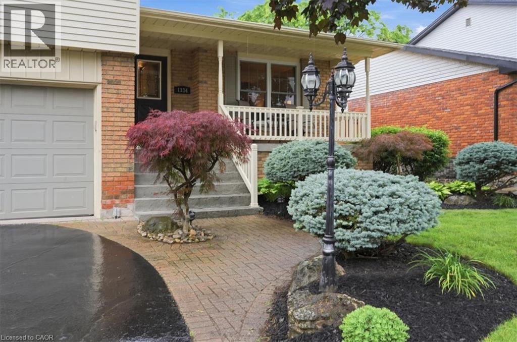 1334 Wiltshire Avenue, Burlington, Ontario  L7M 1X9 - Photo 4 - 40843073