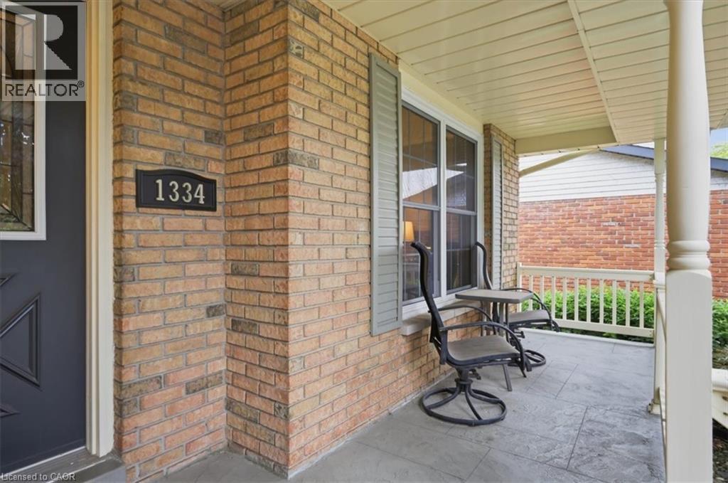 1334 Wiltshire Avenue, Burlington, Ontario  L7M 1X9 - Photo 5 - 40843073