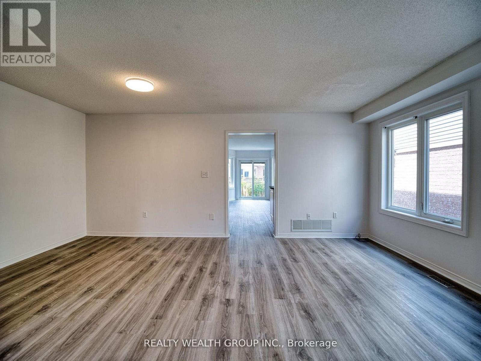 11 Birchcliffe Drive, Brampton, Ontario  L6Z 4T3 - Photo 11 - W13502150