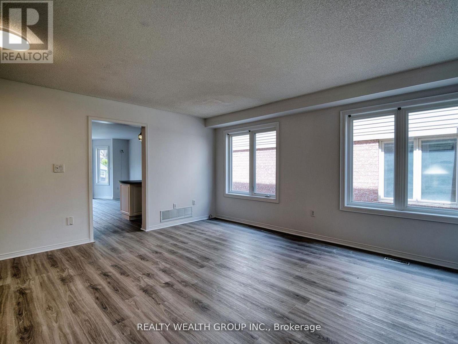 11 Birchcliffe Drive, Brampton, Ontario  L6Z 4T3 - Photo 5 - W13502150