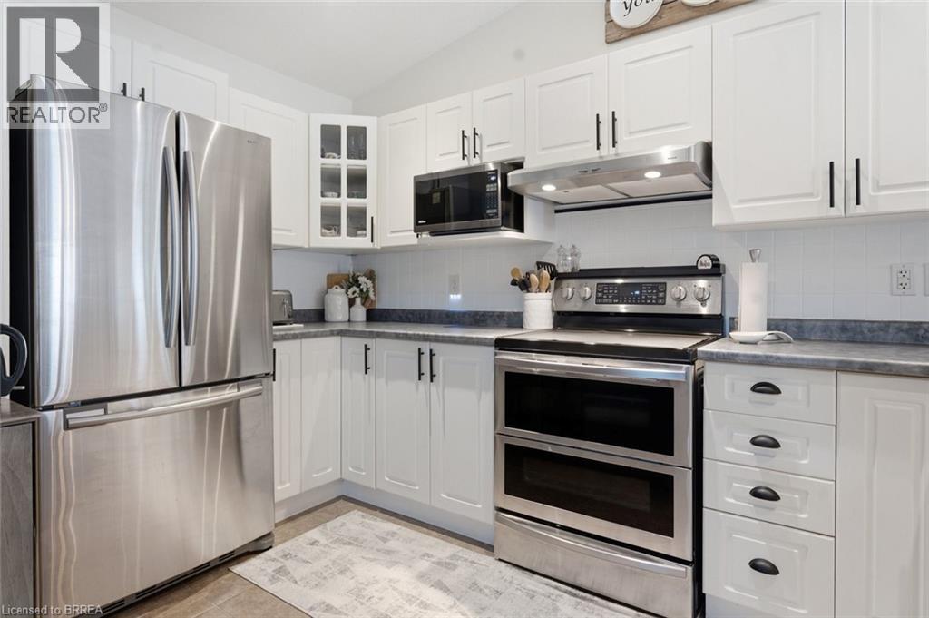 560 Grey Street Unit# 14, Brantford, Ontario  N3S 0C4 - Photo 12 - 40843935