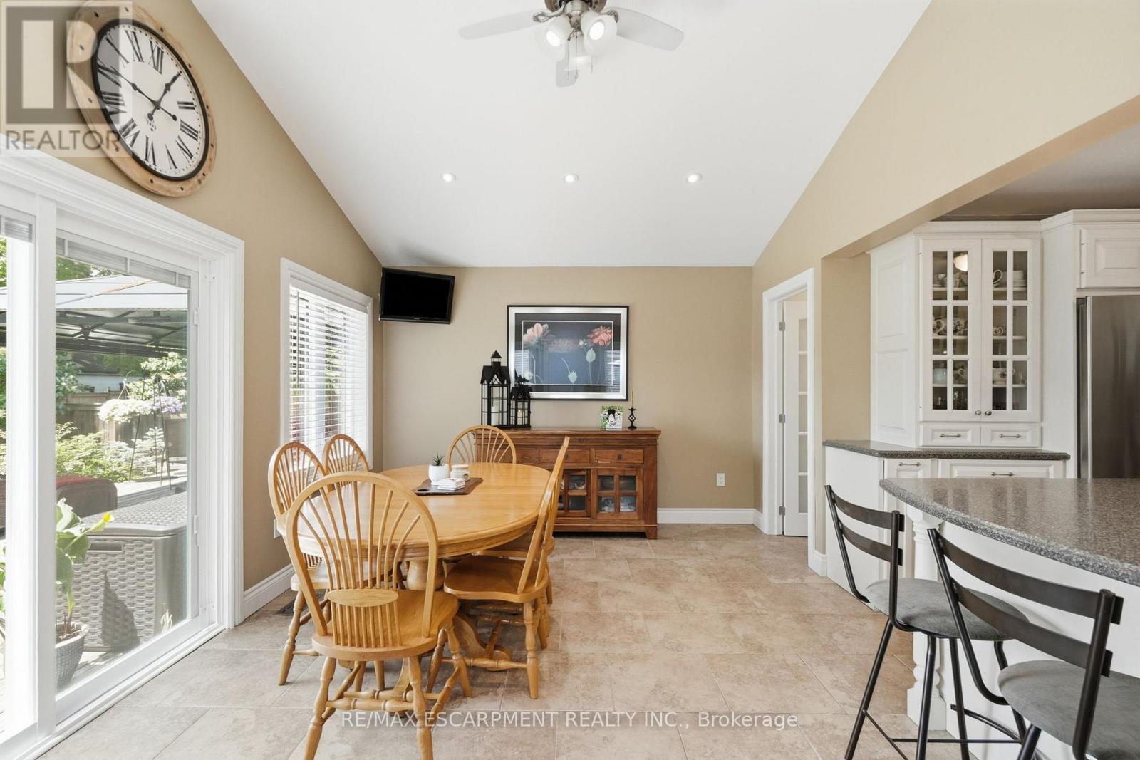 101 Victoria Street, Hamilton, Ontario  L9H 2C1 - Photo 12 - X13502192