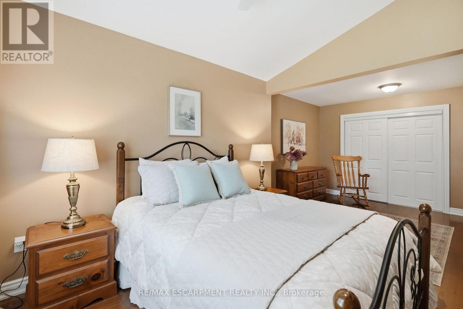 101 Victoria Street, Hamilton, Ontario  L9H 2C1 - Photo 15 - X13502192