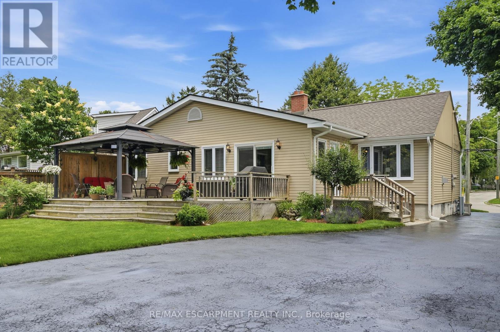 101 Victoria Street, Hamilton, Ontario  L9H 2C1 - Photo 24 - X13502192