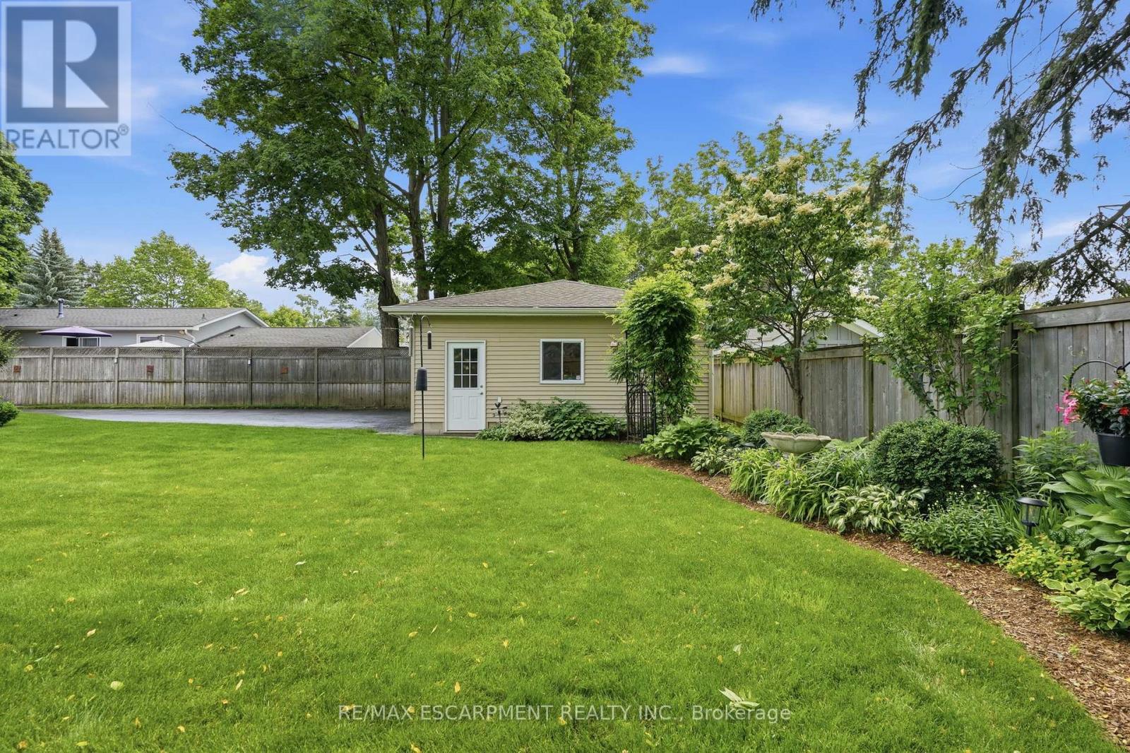 101 Victoria Street, Hamilton, Ontario  L9H 2C1 - Photo 27 - X13502192