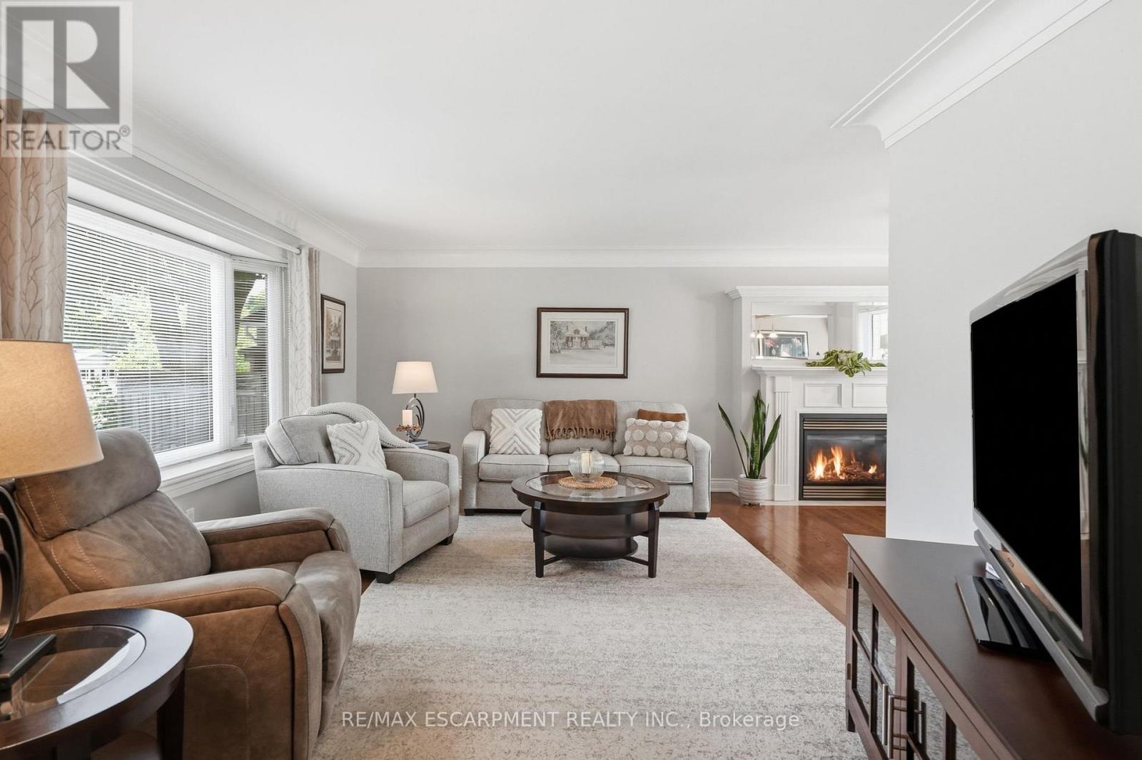 101 Victoria Street, Hamilton, Ontario  L9H 2C1 - Photo 4 - X13502192