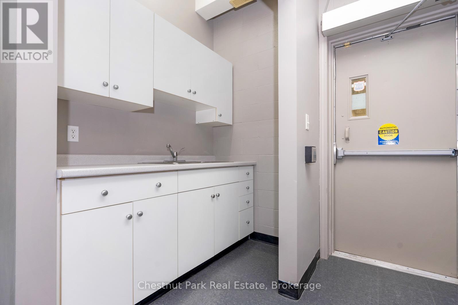 80 Sandford Fleming Drive, Collingwood, Ontario  L9Y 4V7 - Photo 24 - S13500086
