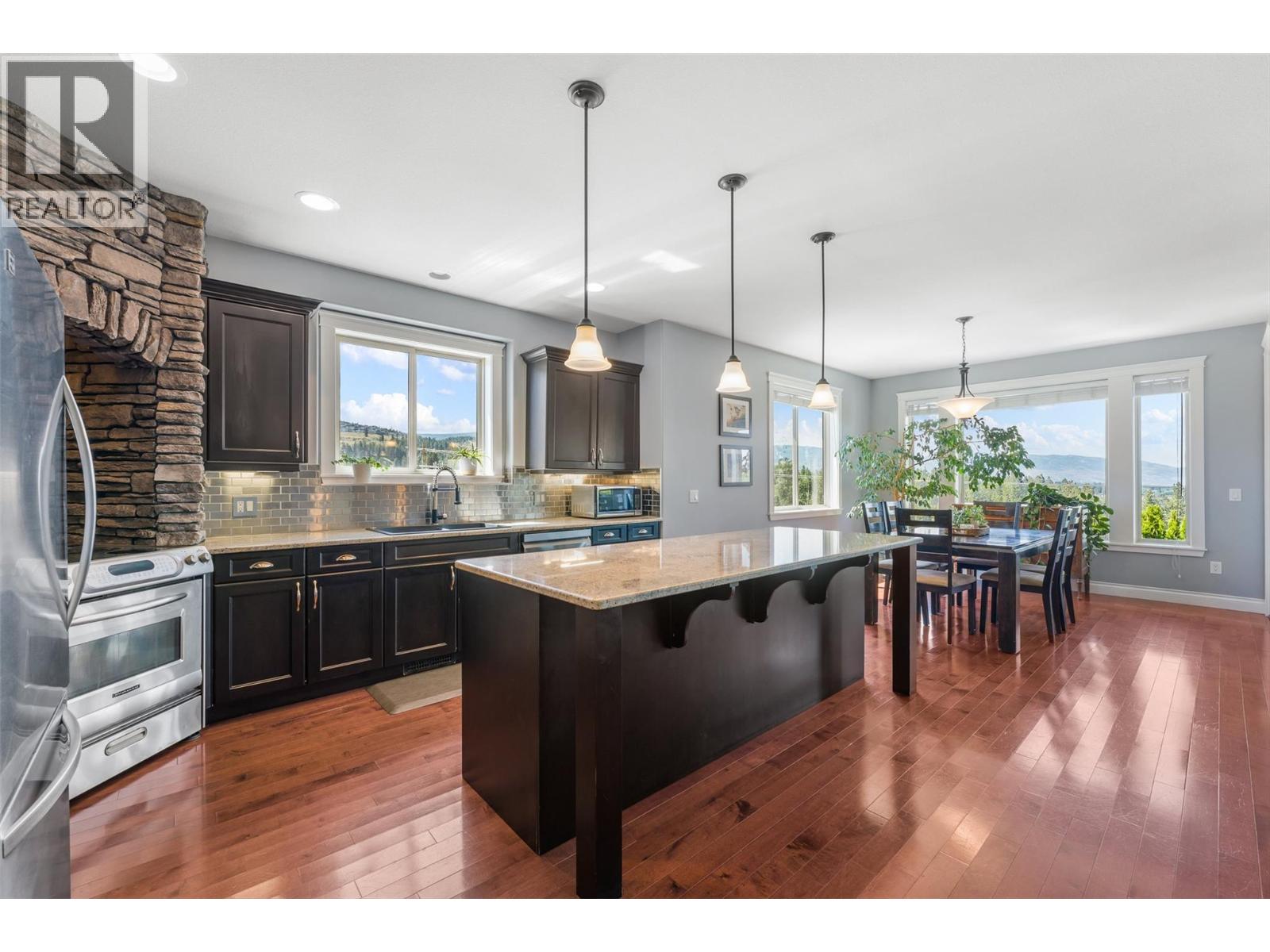 1090 Hume Avenue, Kelowna, British Columbia  V1P 1P2 - Photo 5 - 10393064