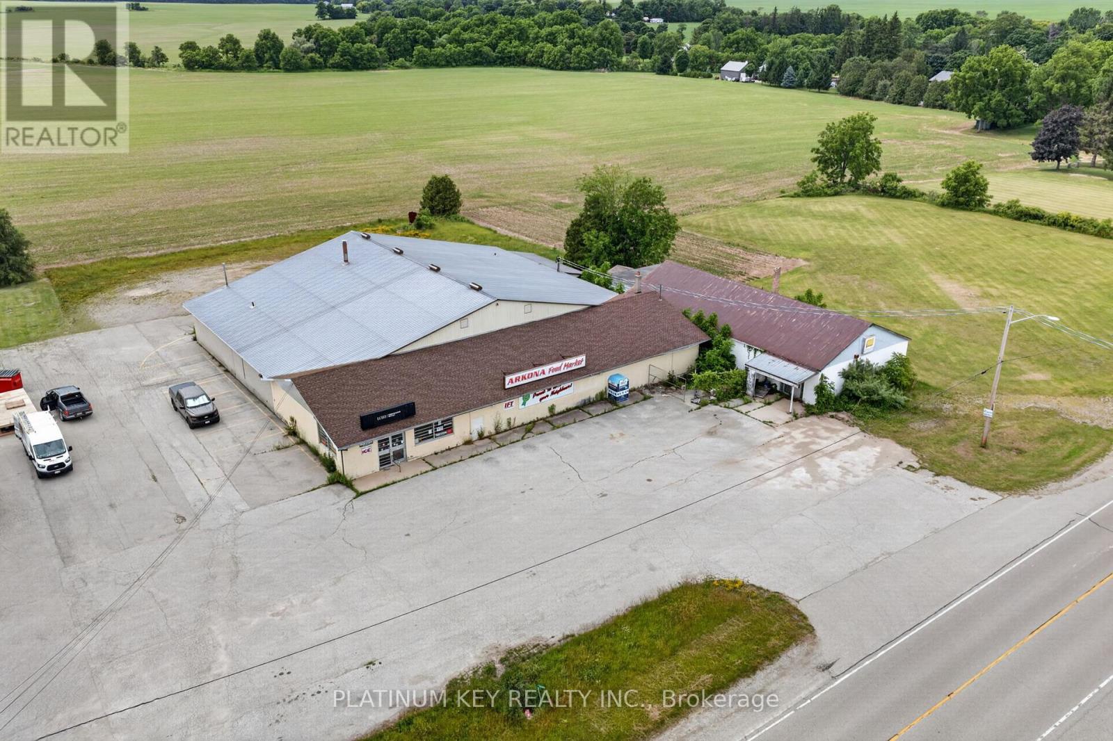 7291 Arkona Road, Lambton Shores, Ontario  N0M 1B0 - Photo 12 - X13502272
