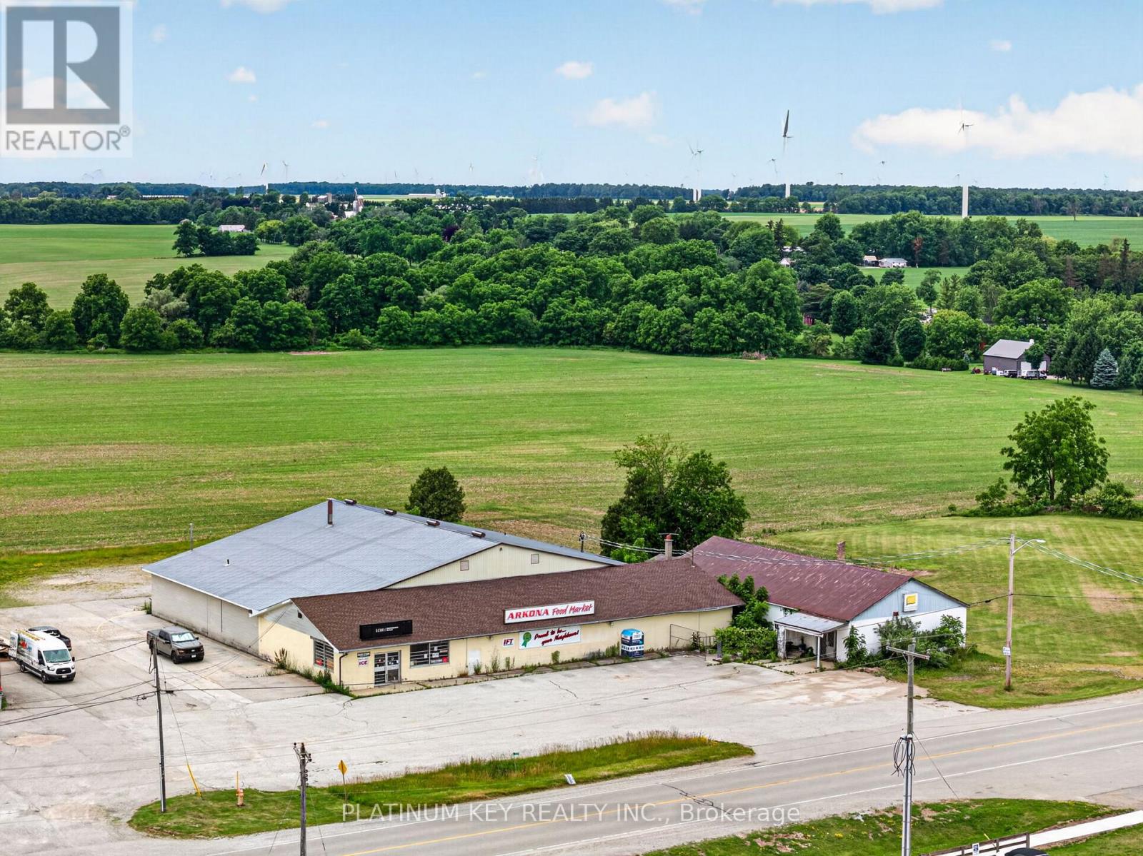7291 Arkona Road, Lambton Shores, Ontario  N0M 1B0 - Photo 26 - X13502272