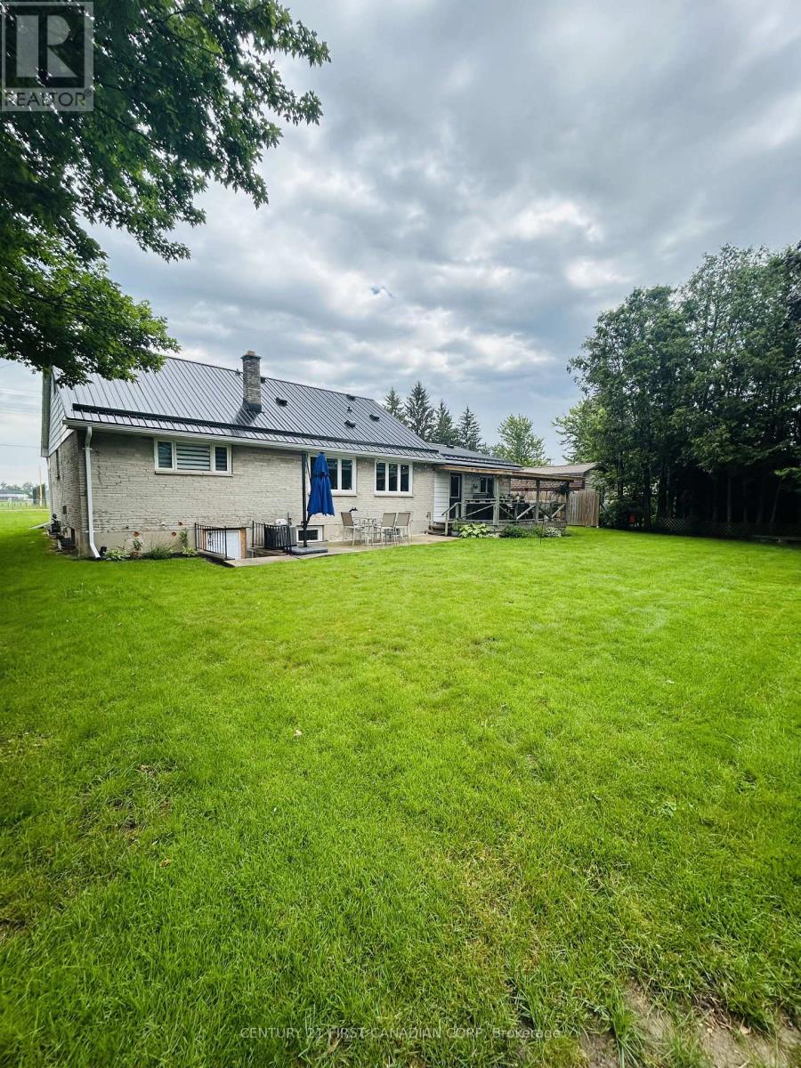 121 Wellington Street W, South Huron, Ontario  N0M 1S2 - Photo 7 - X13502414