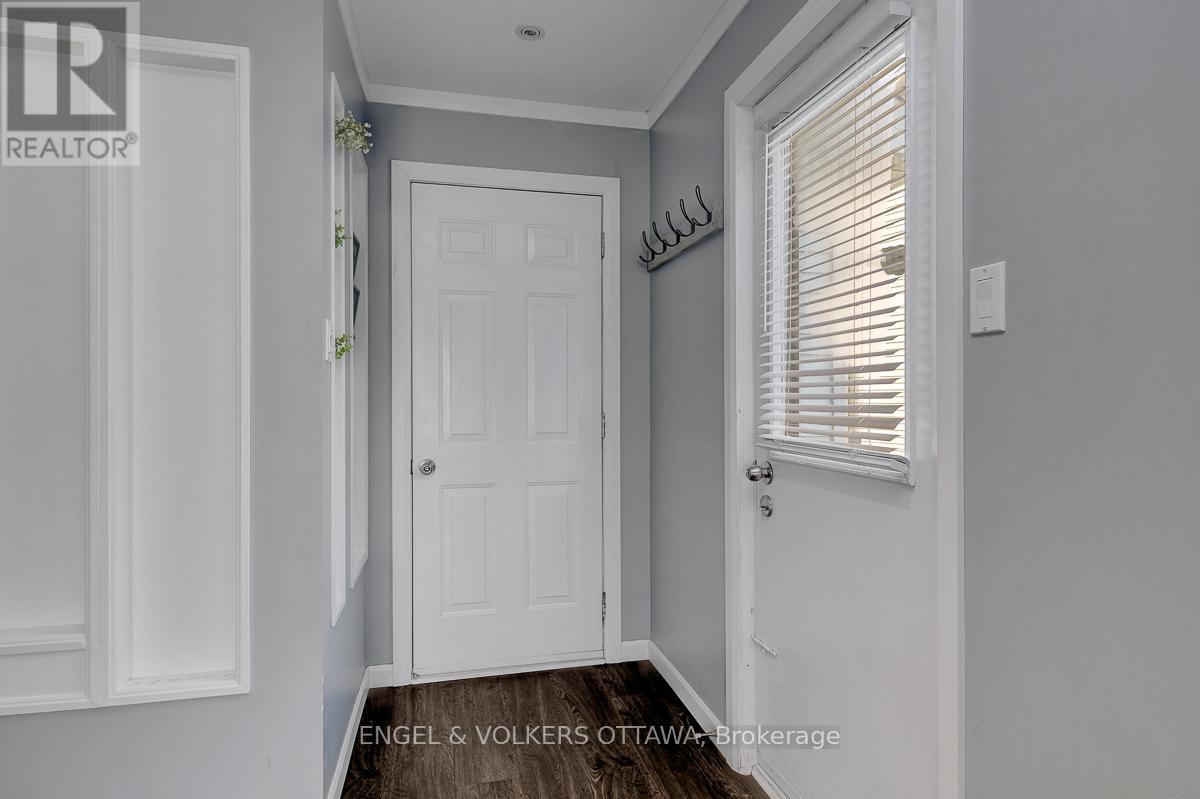 6138 Vineyard Drive, Ottawa, Ontario  K1C 2N6 - Photo 22 - X13502418