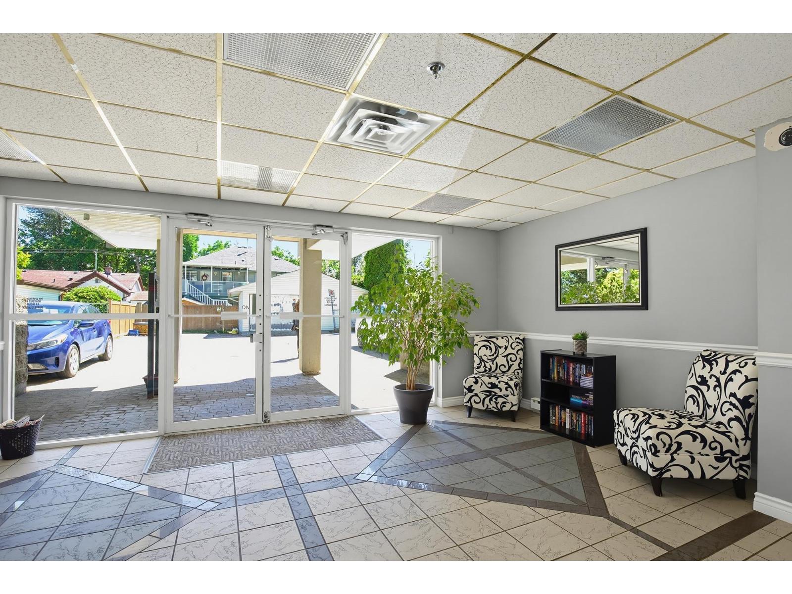 303 33669 2nd Avenue, Mission, British Columbia  V2V 6Z4 - Photo 3 - R3140574
