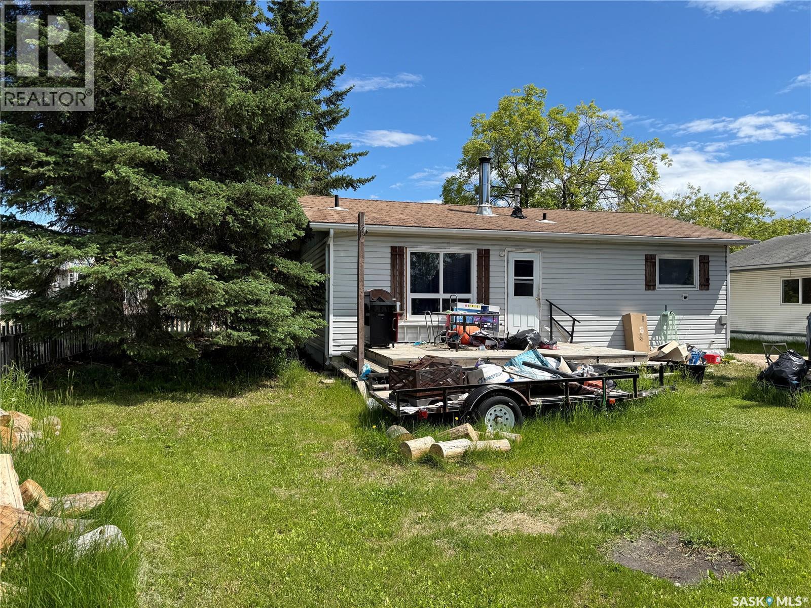 1409 Green Avenue, Buffalo Narrows, Saskatchewan  S0M 0J0 - Photo 10 - SK041014