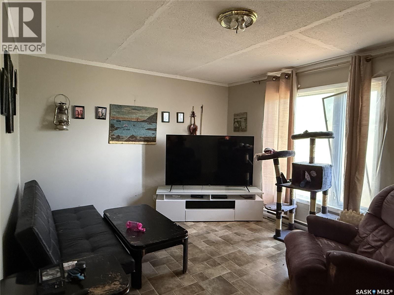 1409 Green Avenue, Buffalo Narrows, Saskatchewan  S0M 0J0 - Photo 3 - SK041014
