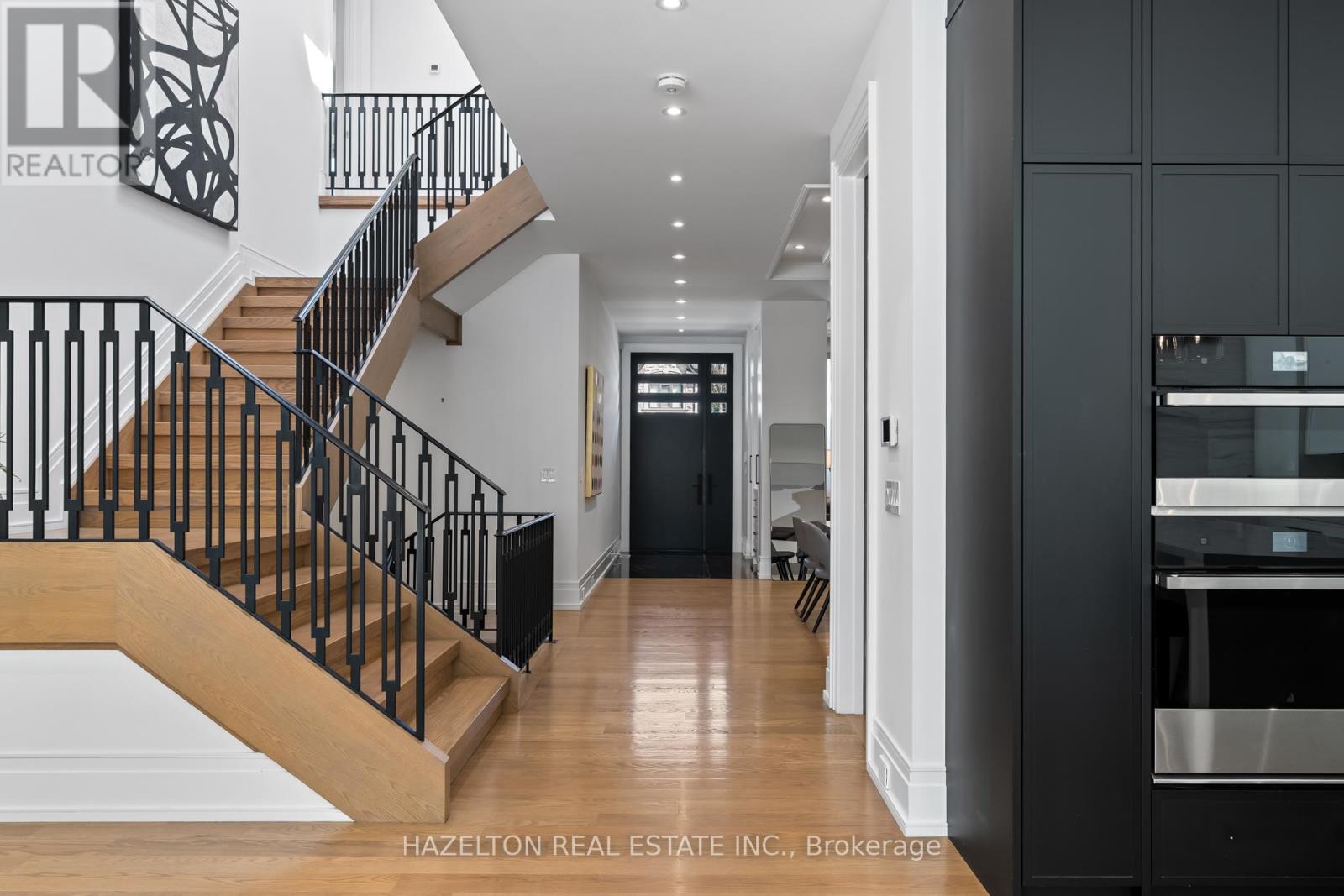 71 Yorkview Drive, Toronto, Ontario  M2R 1J7 - Photo 8 - C13502354