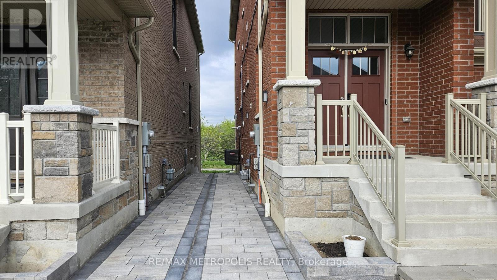 Bsmt - 99 Bremner Street, Whitby, Ontario  L1R 1V9 - Photo 2 - E13502306