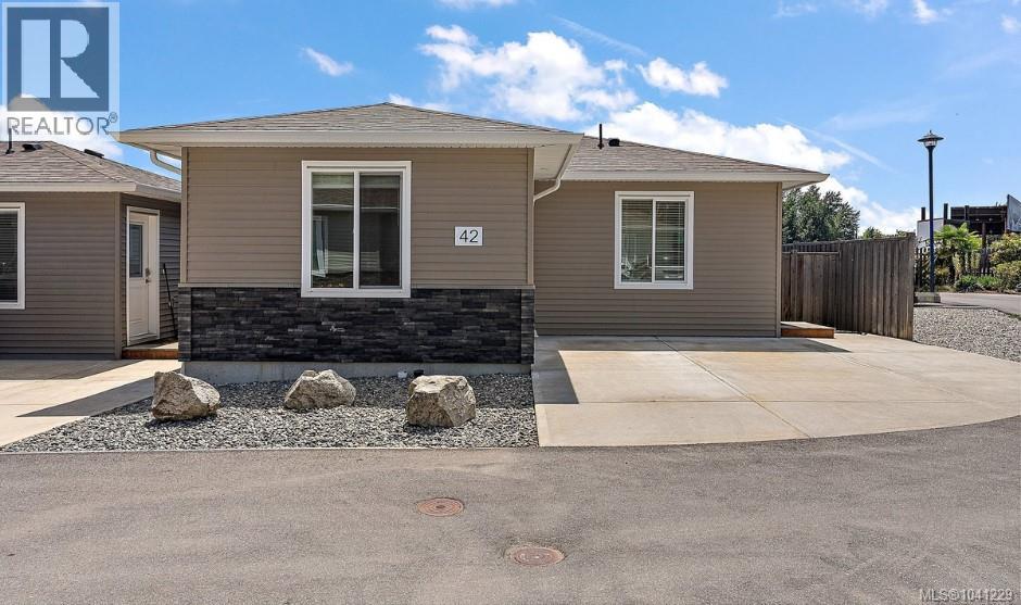 42 7650 Qwuc Chus Lane, Central Saanich