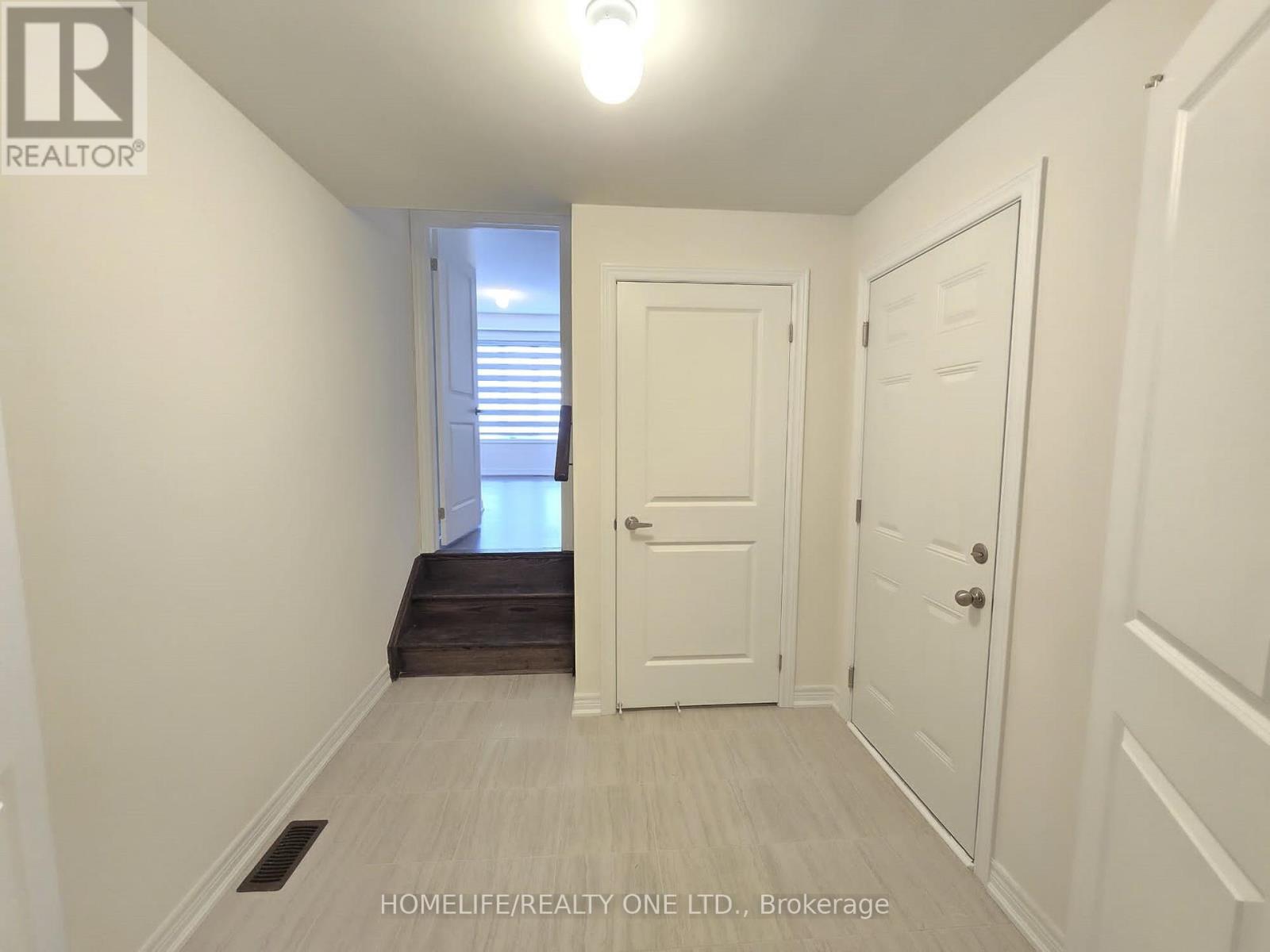 1493 Davis Loop S, Innisfil (Lefroy), Ontario  L0L 1W0 - Photo 38 - N13502300