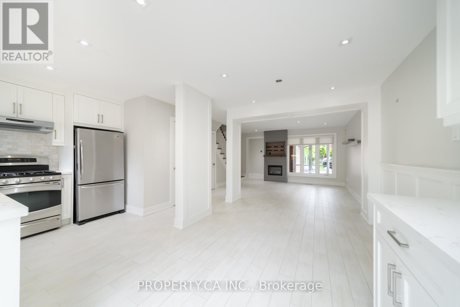 27 Boyne Highlands Court, Vaughan, Ontario  L4K 1K4 - Photo 10 - N13502334