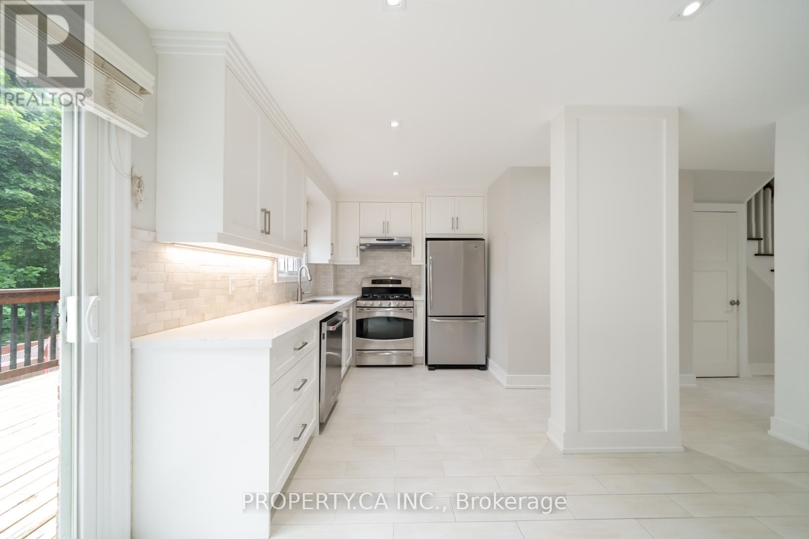 27 Boyne Highlands Court, Vaughan, Ontario  L4K 1K4 - Photo 18 - N13502334