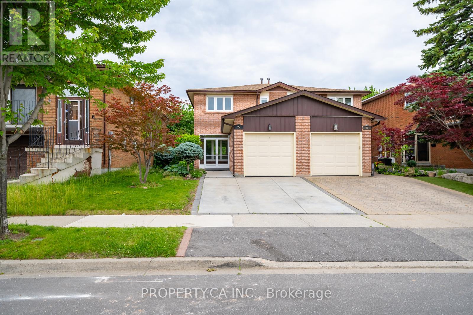 27 Boyne Highlands Court, Vaughan, Ontario  L4K 1K4 - Photo 2 - N13502334