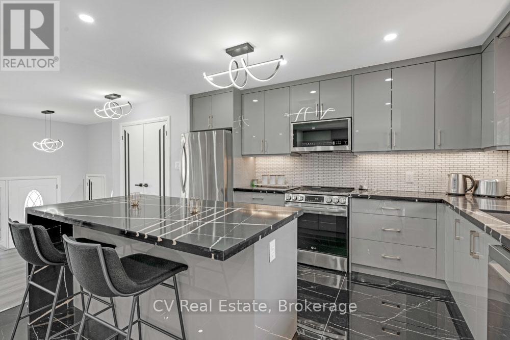 3866 Dixon Road, Innisfil, Ontario  L9S 2R9 - Photo 12 - N13502346
