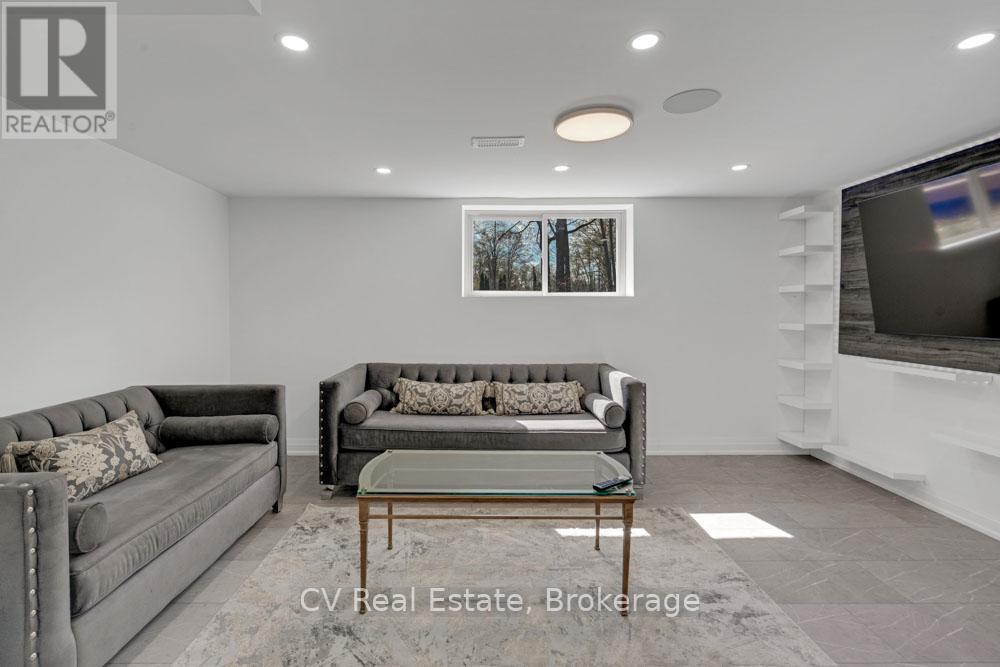 3866 Dixon Road, Innisfil, Ontario  L9S 2R9 - Photo 34 - N13502346