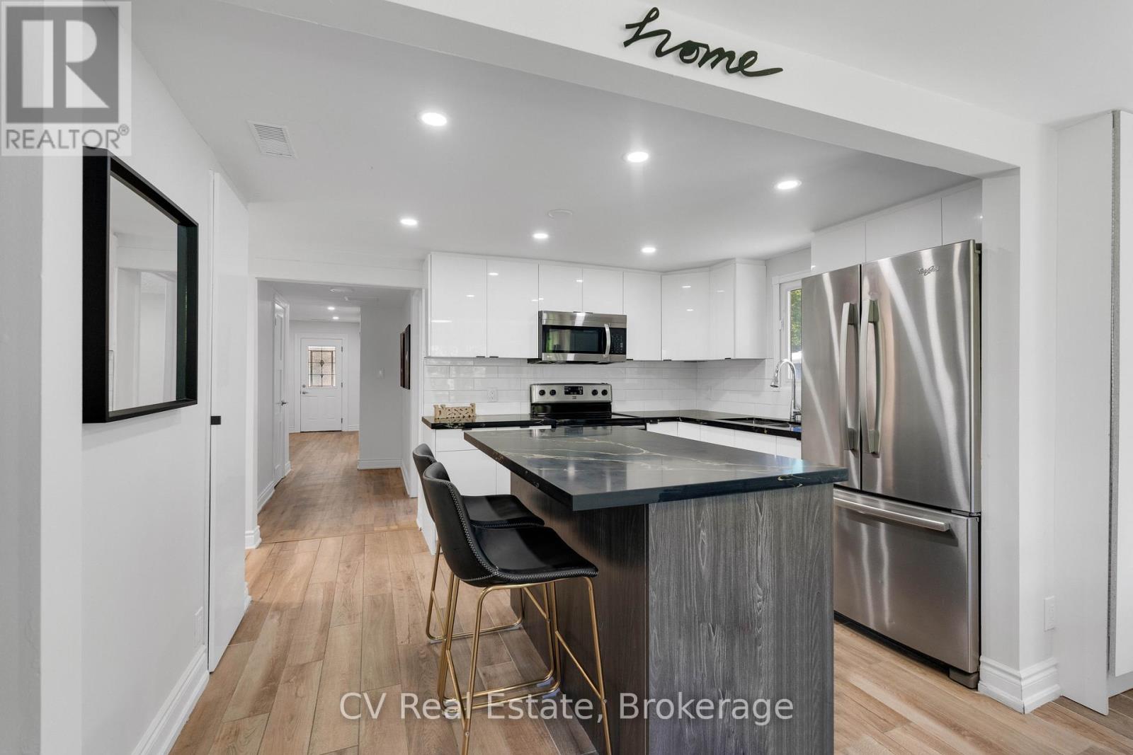 637 Pinegrove Avenue, Innisfil, Ontario  L9S 2K4 - Photo 10 - N13502400