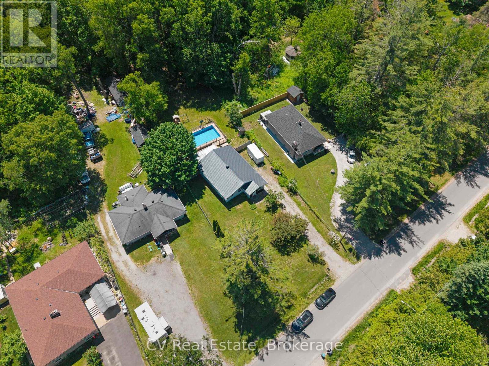 637 Pinegrove Avenue, Innisfil, Ontario  L9S 2K4 - Photo 3 - N13502400