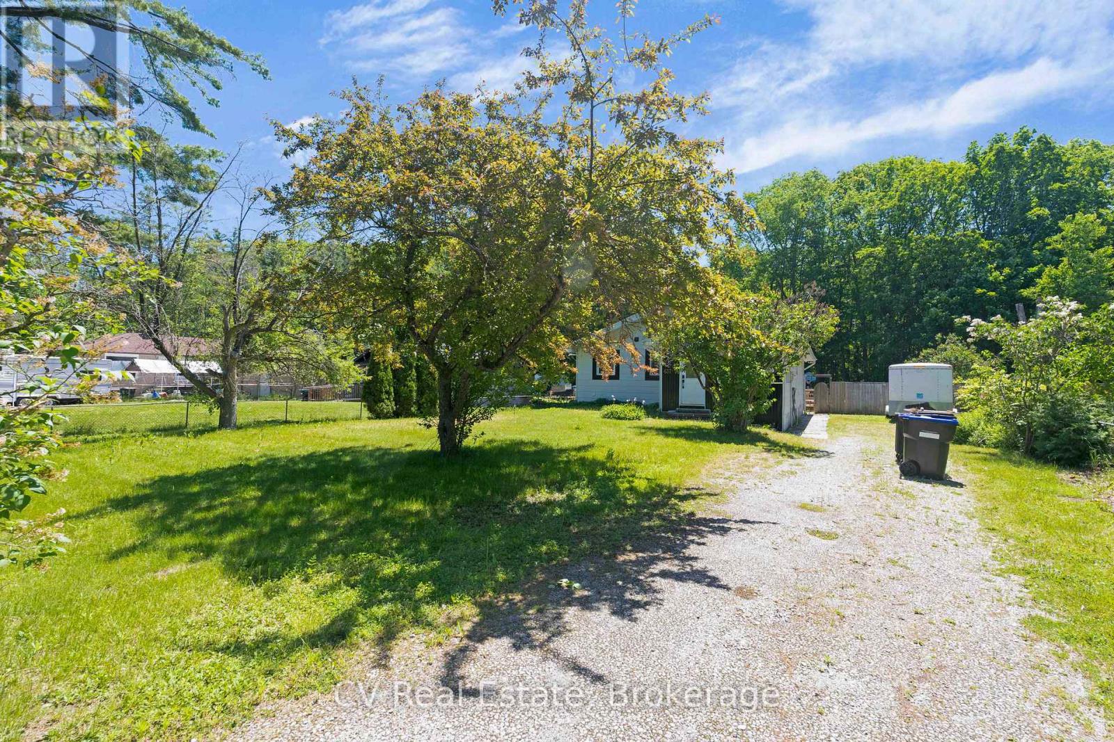 637 Pinegrove Avenue, Innisfil, Ontario  L9S 2K4 - Photo 5 - N13502400