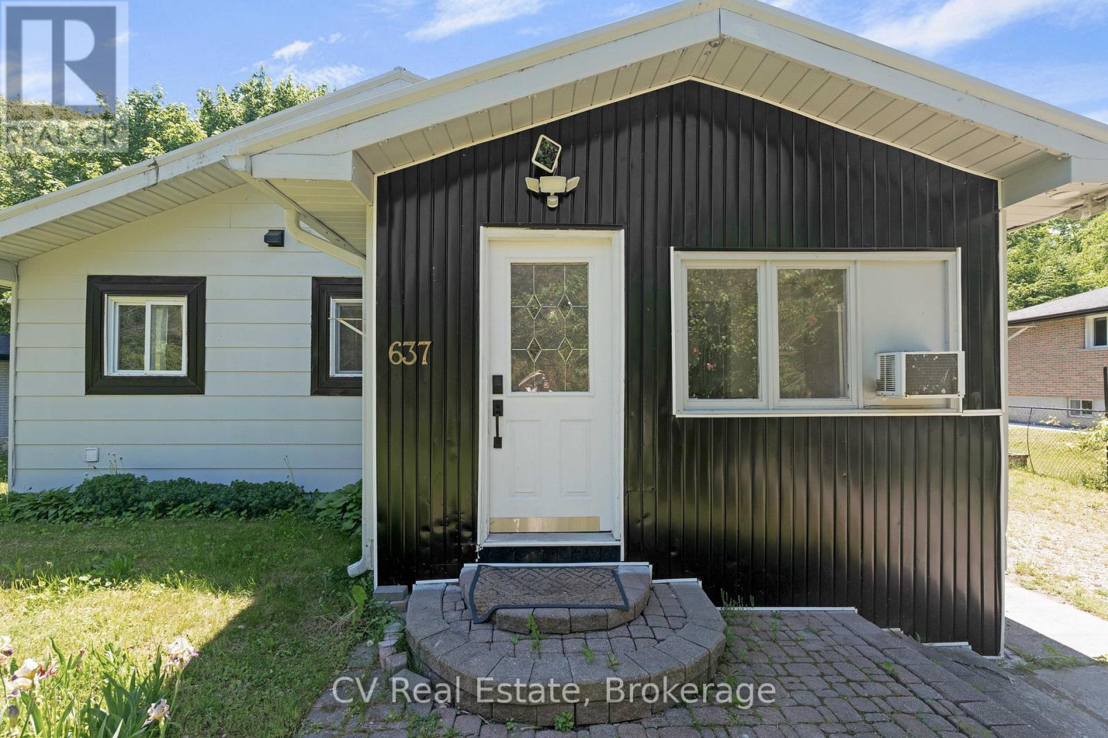 637 Pinegrove Avenue, Innisfil, Ontario  L9S 2K4 - Photo 6 - N13502400