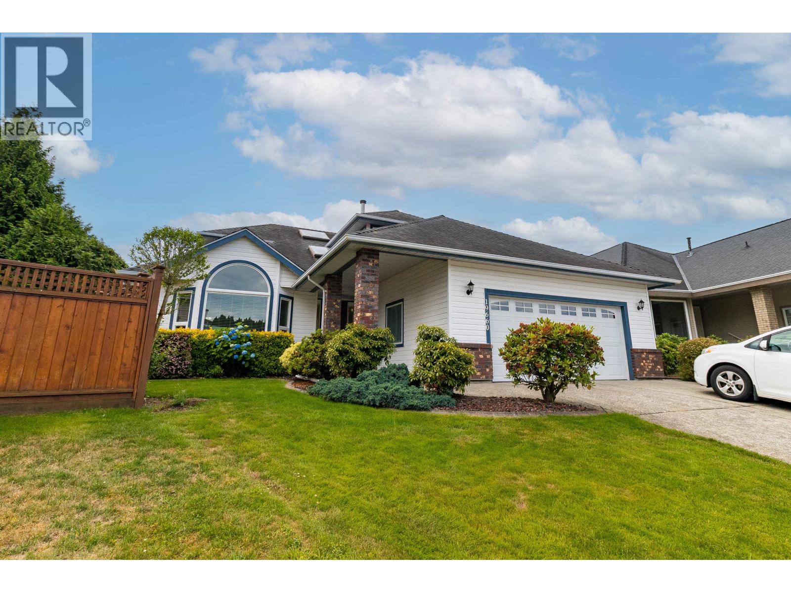 19660 CEDAR LANE, Pitt Meadows, British Columbia