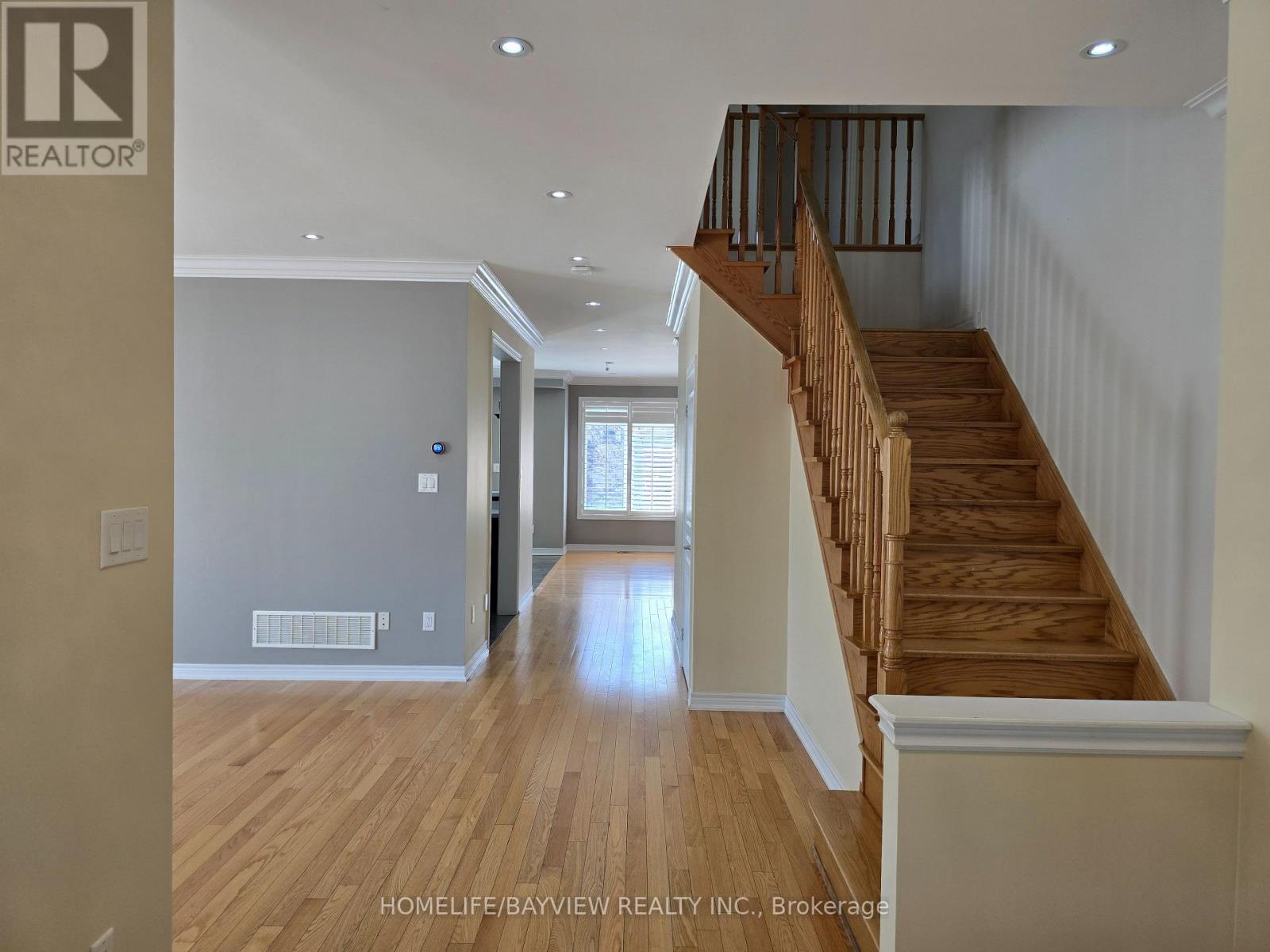 116 Sequin Drive, Richmond Hill, Ontario  L4E 0L8 - Photo 4 - N13502440