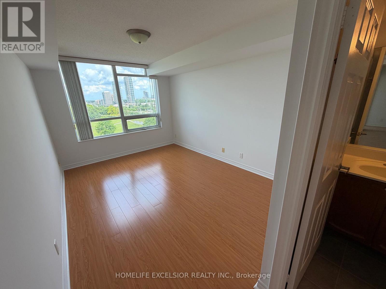825 - 33 Cox Boulevard, Markham, Ontario  L3R 8A6 - Photo 26 - N12958108