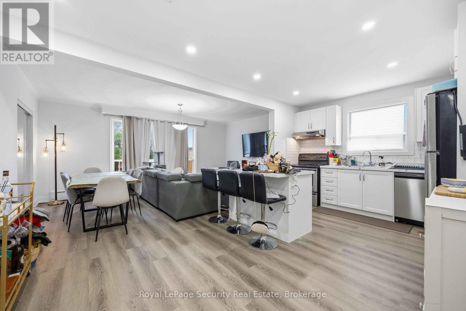 3 - 58 Leduc Drive, Toronto, Ontario  M9W 2A9 - Photo 4 - W13502260