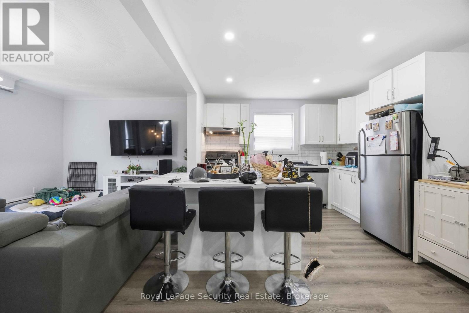 3 - 58 Leduc Drive, Toronto, Ontario  M9W 2A9 - Photo 5 - W13502260