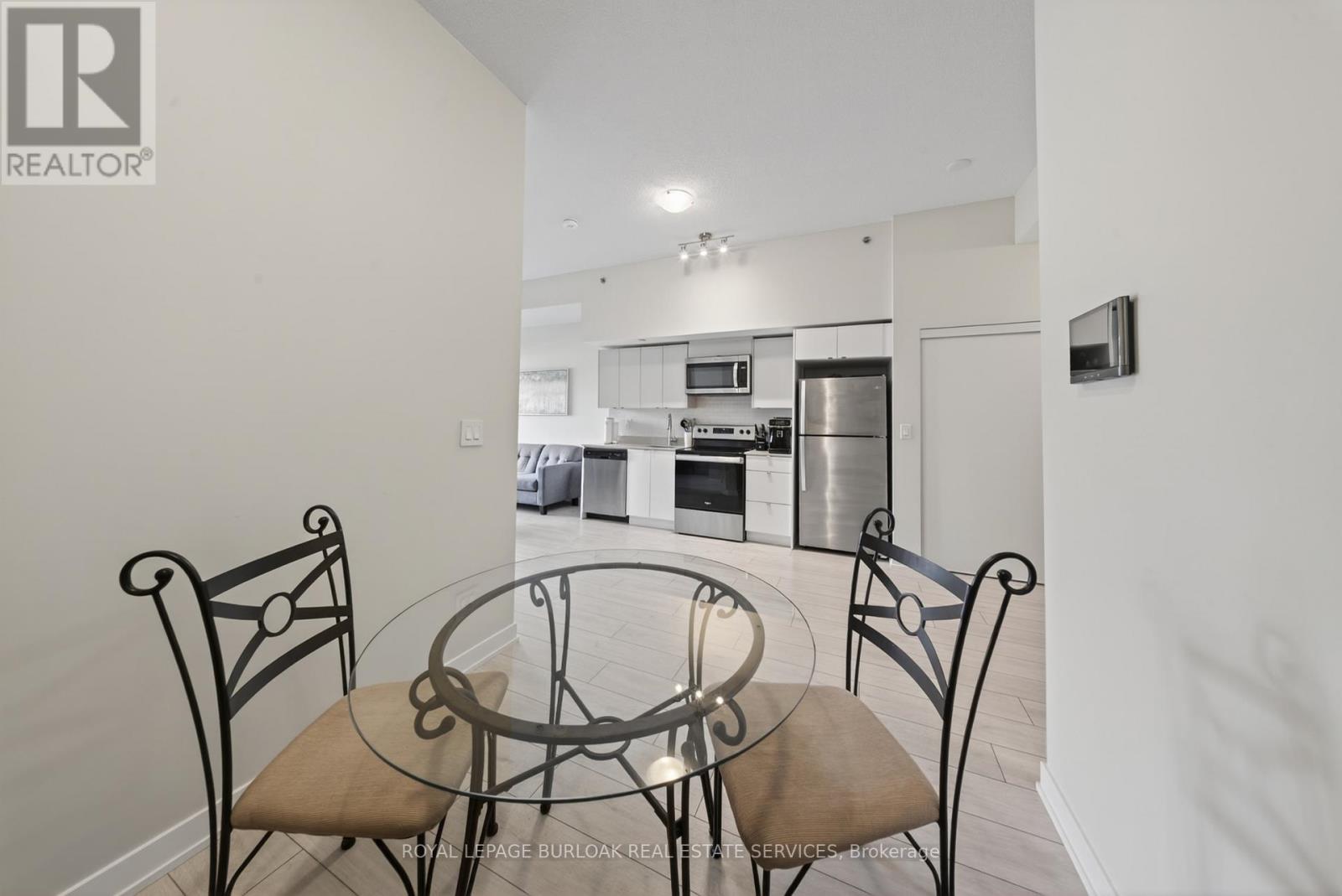 A115 - 3210 Dakota Common, Burlington, Ontario  L7M 2A8 - Photo 4 - W13502304