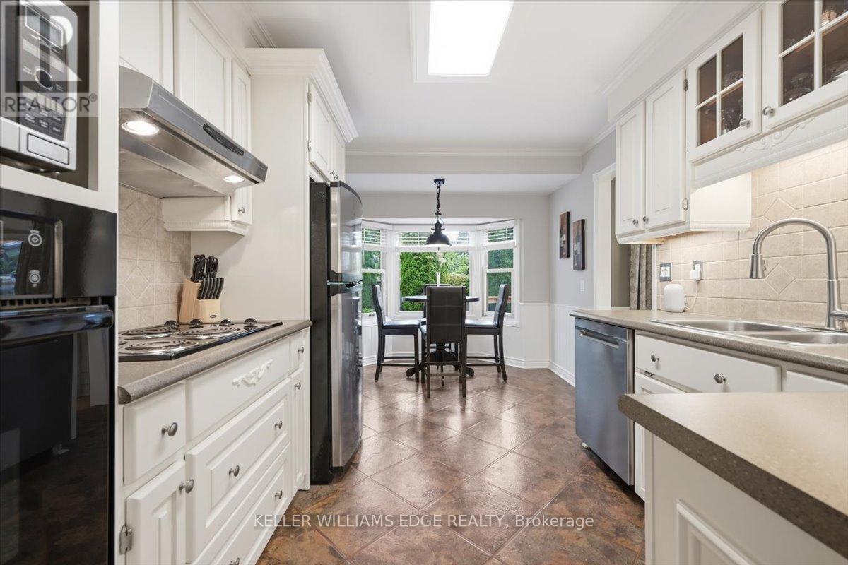 1334 Wiltshire Avenue, Burlington, Ontario  L7M 1X9 - Photo 18 - W13502348