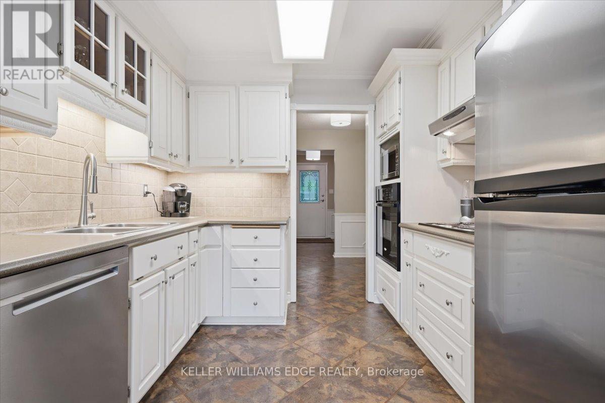 1334 Wiltshire Avenue, Burlington, Ontario  L7M 1X9 - Photo 23 - W13502348