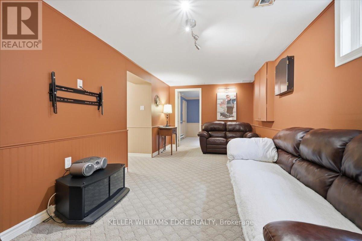 1334 Wiltshire Avenue, Burlington, Ontario  L7M 1X9 - Photo 36 - W13502348