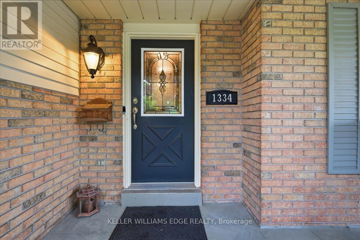1334 Wiltshire Avenue, Burlington, Ontario  L7M 1X9 - Photo 6 - W13502348