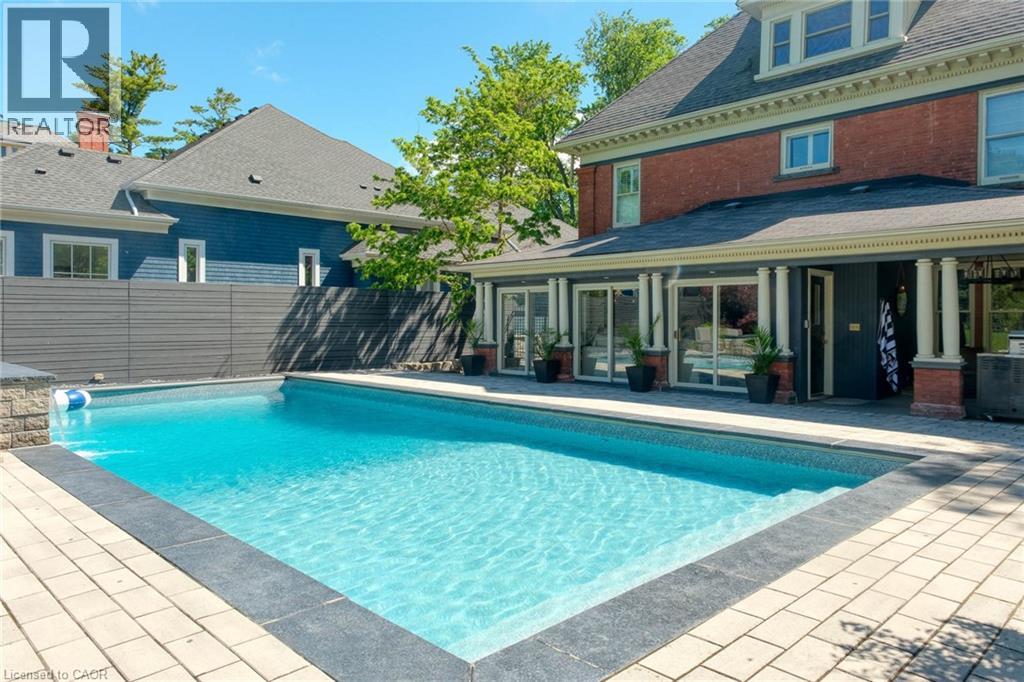 18 Brant Road N, Cambridge, Ontario  N1S 2W1 - Photo 45 - 40824277