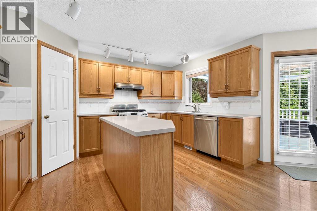 72 Douglas Park Boulevard Se, Calgary, Alberta  T2Z 2K9 - Photo 17 - A2323620
