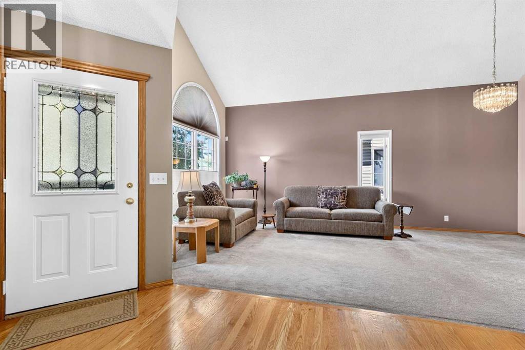 72 Douglas Park Boulevard Se, Calgary, Alberta  T2Z 2K9 - Photo 8 - A2323620