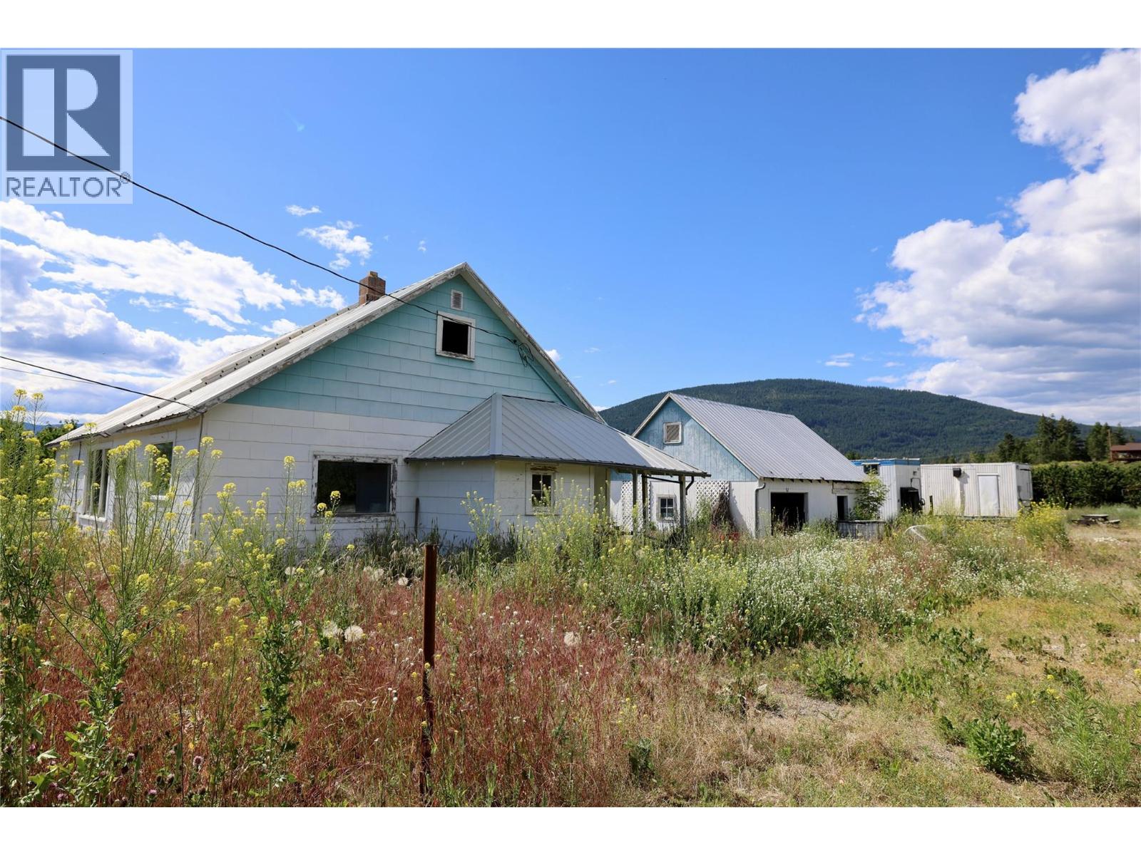 3938 46th Street, Canyon, British Columbia  V0B 1C1 - Photo 19 - 10390802